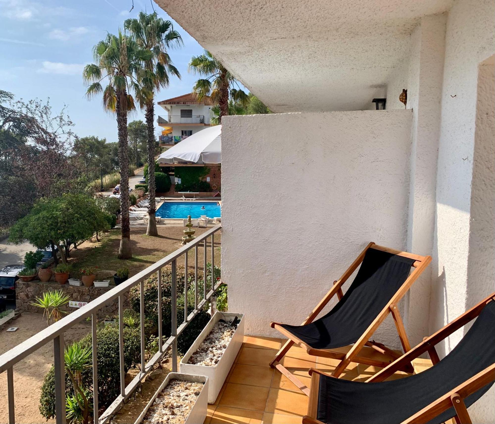 דירות טוסה דה מאר Apartamento Muy Tranquilo Con Piscina מראה חיצוני תמונה